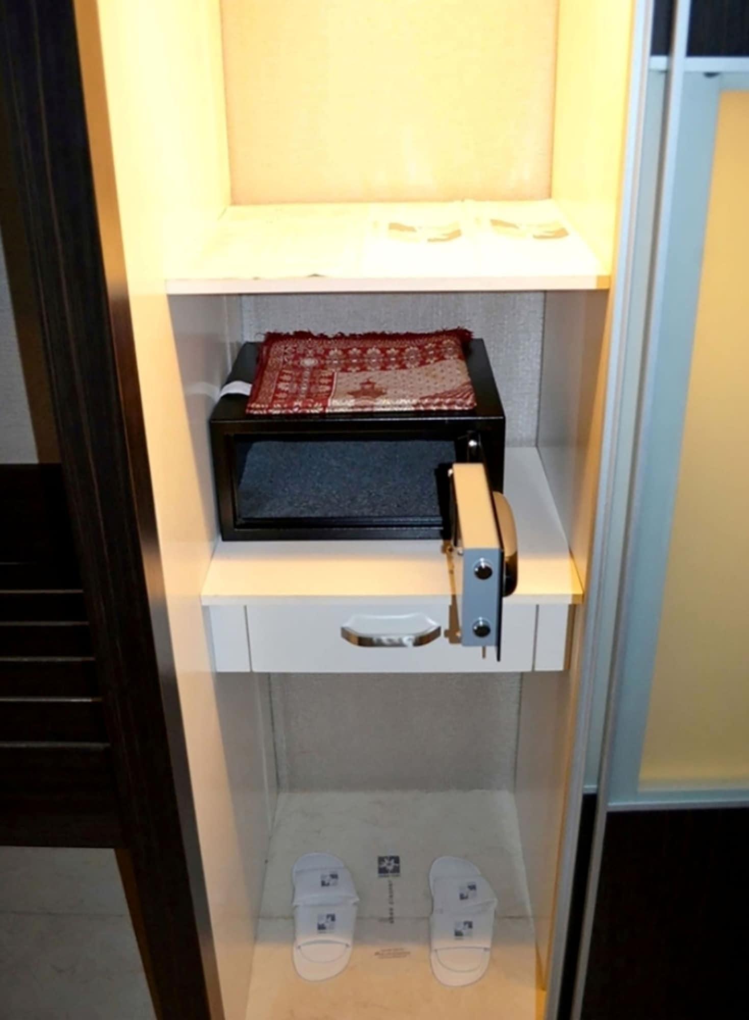 Swiss-Belhotel Kendari Exterior photo